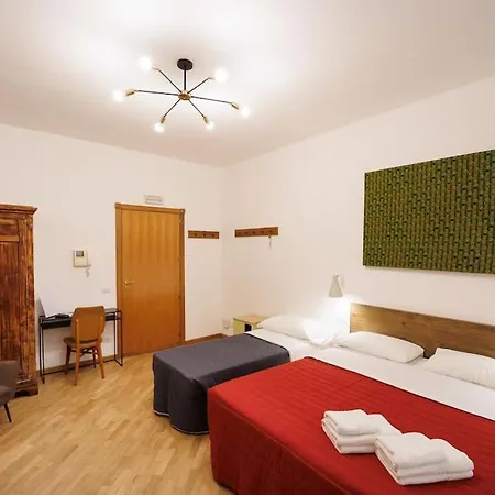 Apartment Dante 2 Super Next Metro By Houseinnaples