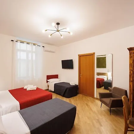 Dante 2 Super Next Metro By Houseinnaples Apartment
